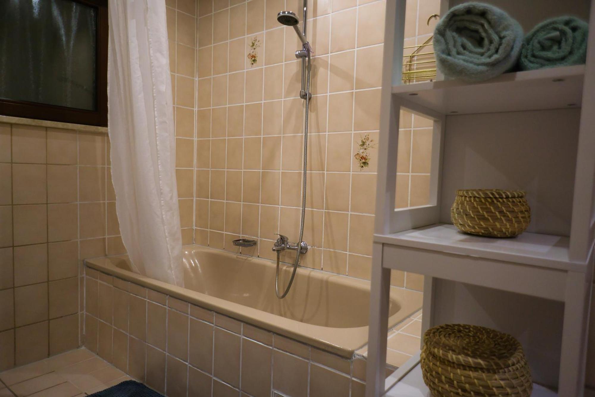Gemuetliche Wohnung Mit Neckarblick إبرباخ المظهر الخارجي الصورة