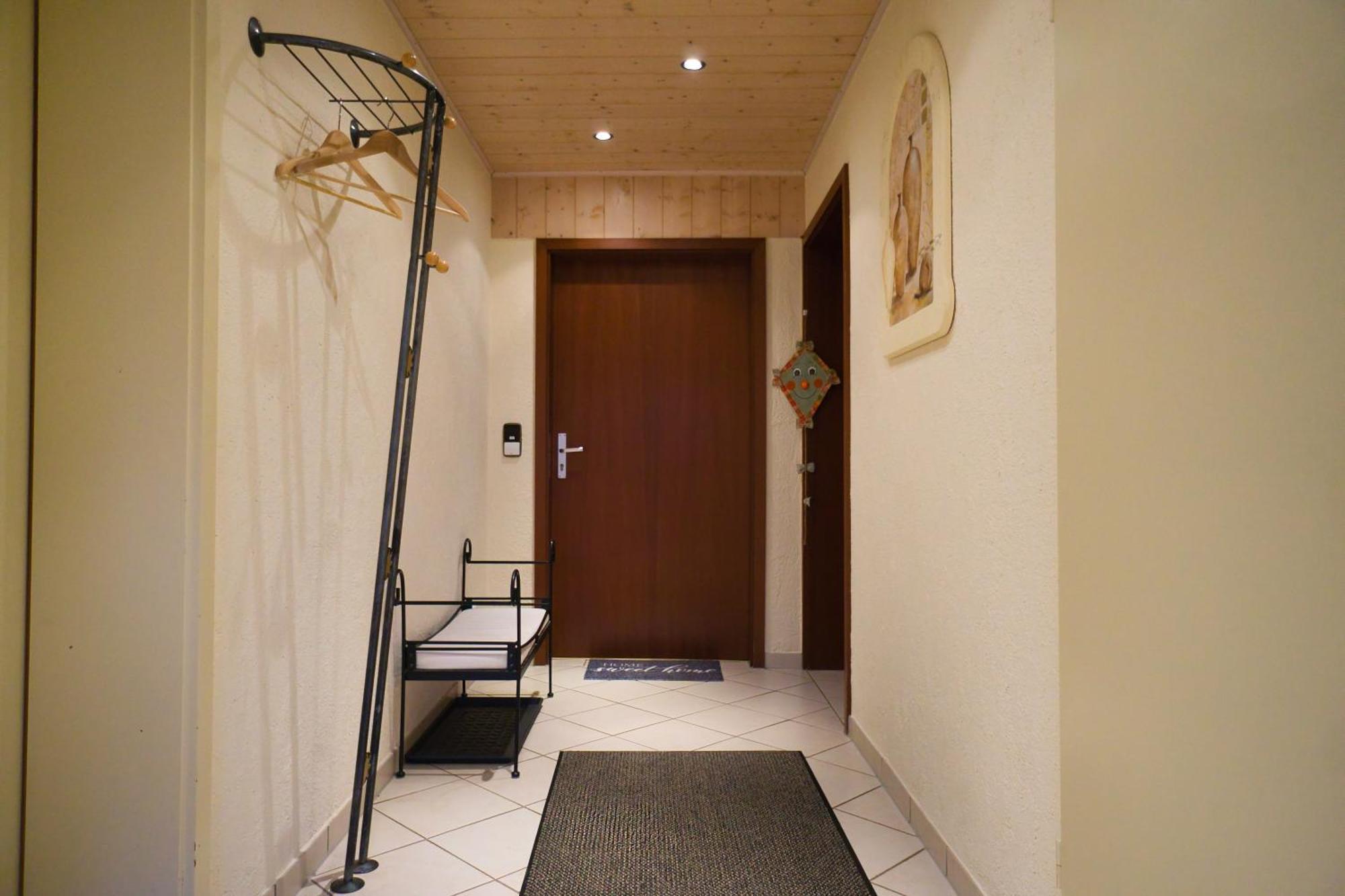 Gemuetliche Wohnung Mit Neckarblick إبرباخ المظهر الخارجي الصورة