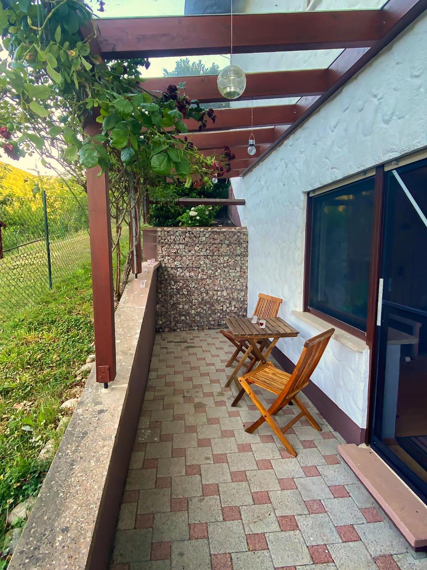 Gemuetliche Wohnung Mit Neckarblick إبرباخ المظهر الخارجي الصورة